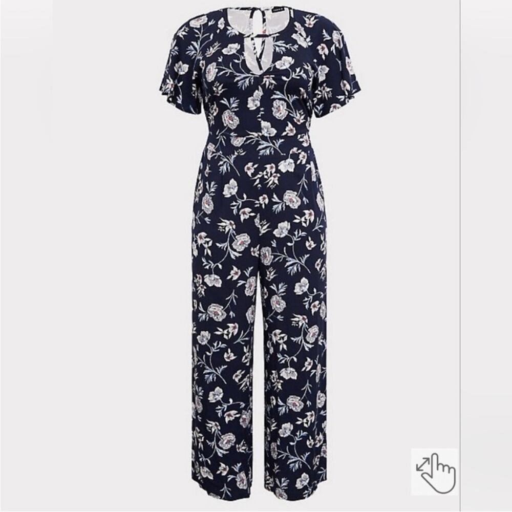Torrid Challis Navy White Floral Wide Leg Rayon Jumpsuit Women's L Plus Curvy - Picture 2 of 12